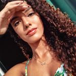 Profile Picture of Isabelle Medeiros🍍 (@heyy_isah) on Instagram