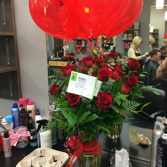 Profile Picture of T Hernandez (@tthernandez) on Poshmark