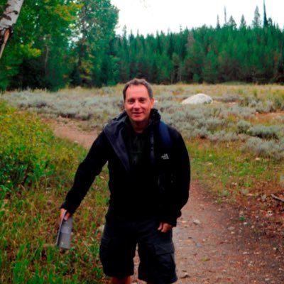 Profile Picture of Michael Reid (@billabongmr) on Twitter