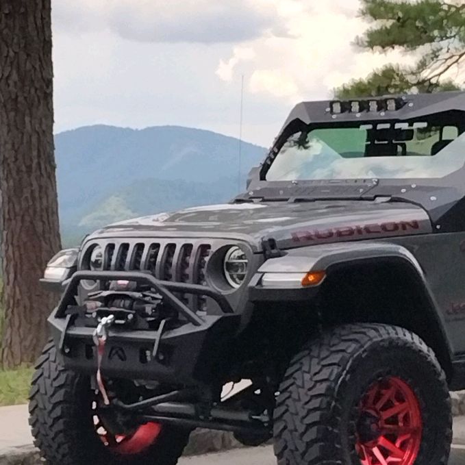 Profile Picture of David Chandler (@@davidchandler82) on Tiktok