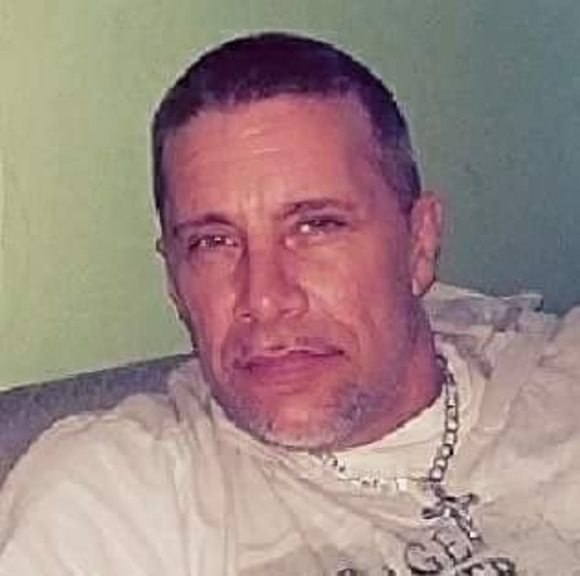 Profile Picture of David Dobbs (@bigdaddyluv2019) on Poshmark