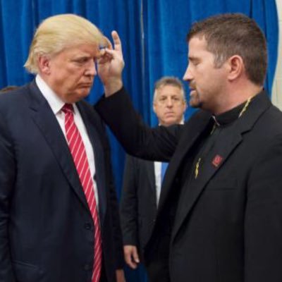 Profile Picture of John Paul Beachy (@IllegalPastor) on Twitter