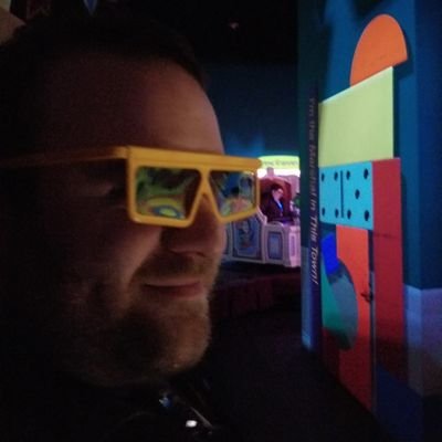 Profile Picture of John Kovac (@JKovacx) on Twitter