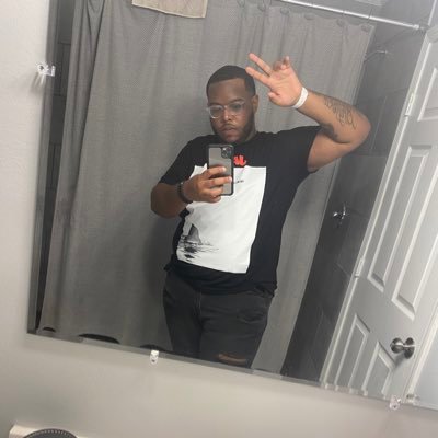 Profile Picture of Young Greg Barber (@_BlackEchelon) on Twitter