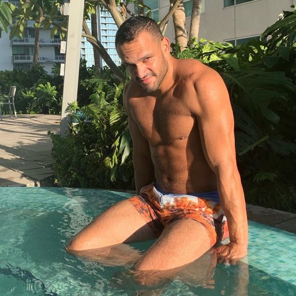 Profile Picture of Filipe Silva (@xxleaps88) on Poshmark