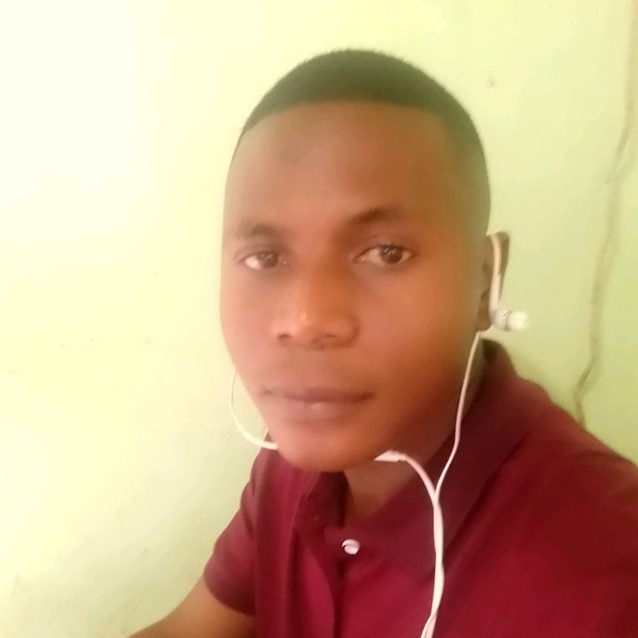 Profile Picture of robertmet (@robertmet) on Tiktok