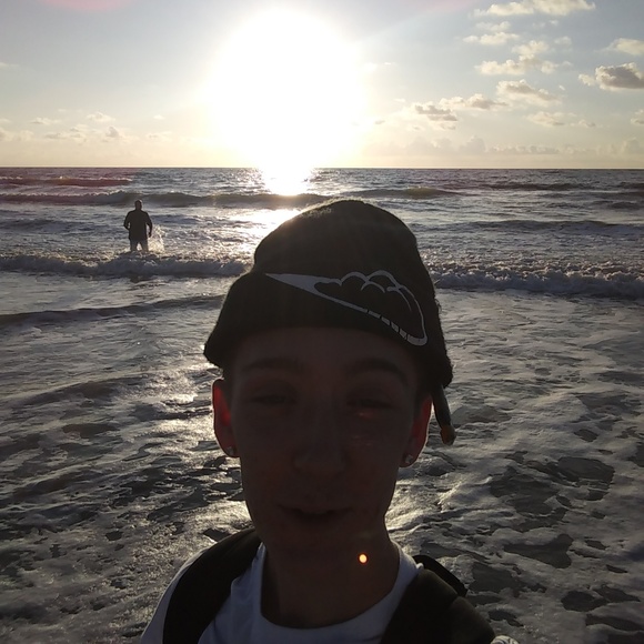 Profile Picture of Trevor Lloyd (@famoushoodlum) on Poshmark