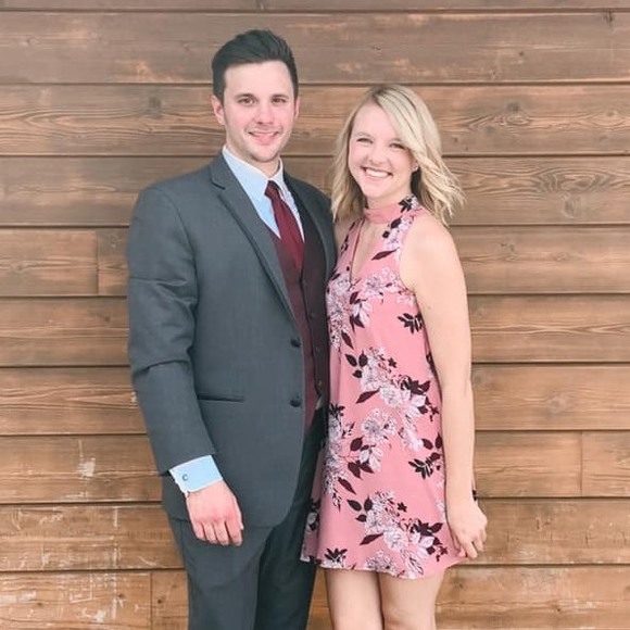 Profile Picture of Danielle Linderman (@dlinderman01) on Poshmark