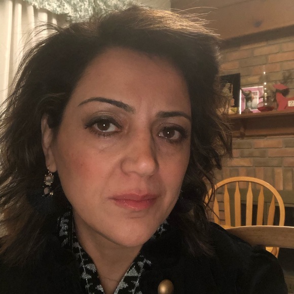 Profile Picture of Marie Mackoul (@mmackoul) on Poshmark