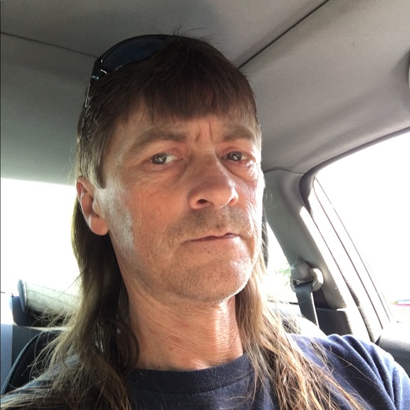 Profile Picture of Robert Cannon (@rcannon44) on Poshmark