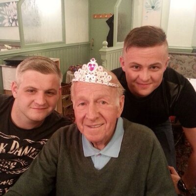 Profile Picture of Alex Cousins (@alexcousins1992) on Twitter