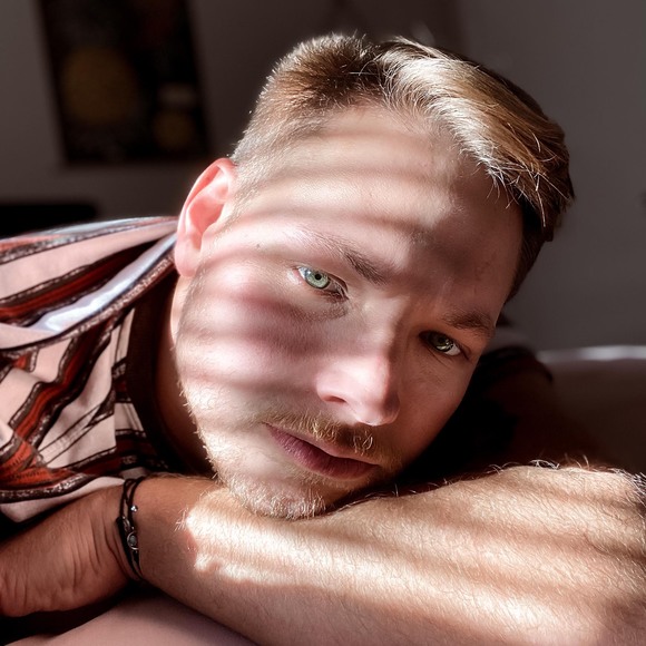 Profile Picture of Joshua Harrell (@joshuaharrell89) on Poshmark