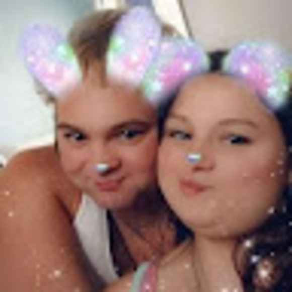 Profile Picture of Sam Hess (@levisamhess2025) on Poshmark