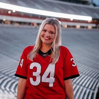 Profile Picture of Amanda Carlson✨✨ (@amandacarlson_) on Instagram