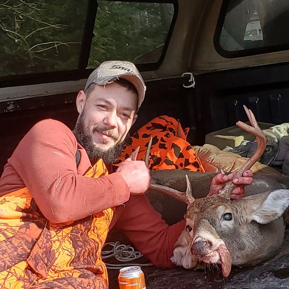 Profile Picture of Joshua Ackerman (@joshuaackerman) on Poshmark