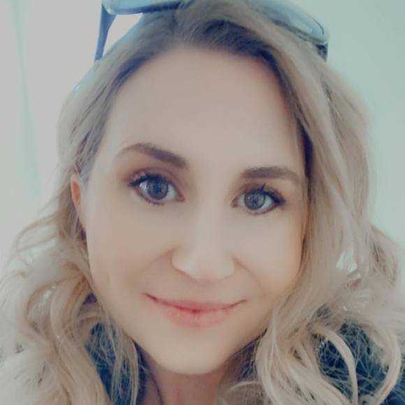 Profile Picture of Cheryl Pancoe (@cherylusaf) on Poshmark