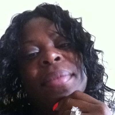 Profile Picture of Yolanda Bean (@oneword55) on Twitter