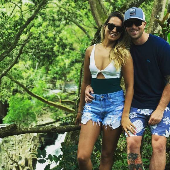 Profile Picture of Max Vallis (@vallismax) on Poshmark