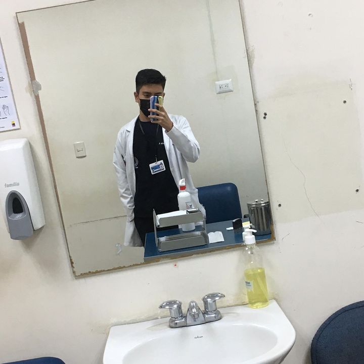 Profile Picture of Andres Echeverria (@andresecheverria66) on Tiktok
