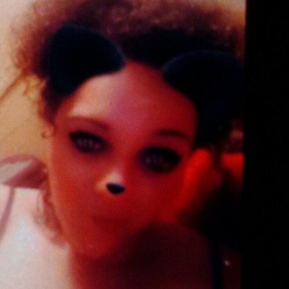Profile Picture of Candace Sharp (@candacesharp06) on Poshmark