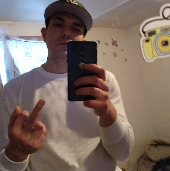 Profile Picture of George Mavromatis (@gmavromatis) on Poshmark