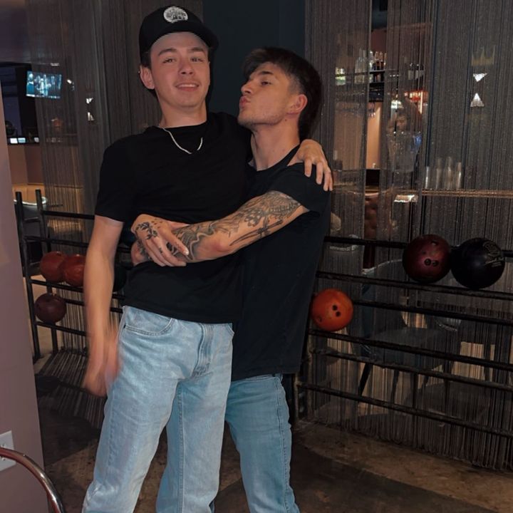 Profile Picture of Joel Tucker (@jollie._.ollie) on Tiktok