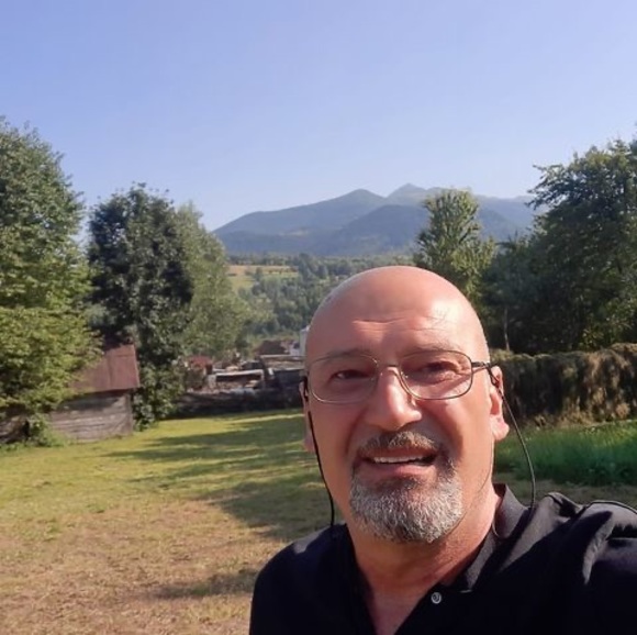Profile Picture of Arghir mircea Mihali (@arghirmihali) on Poshmark