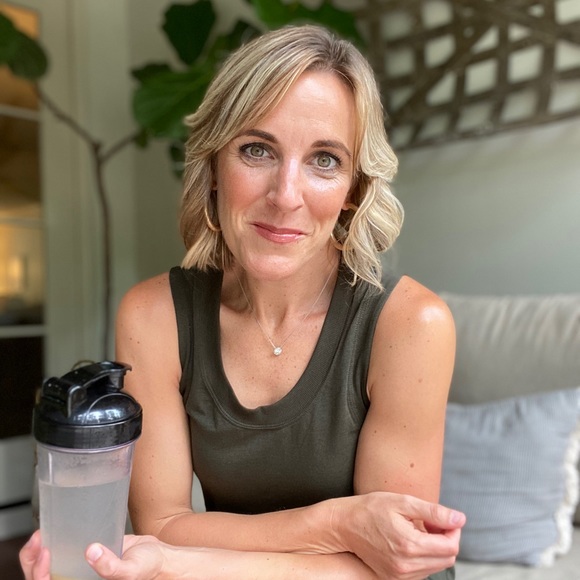 Profile Picture of Ryan Graham (@ryanwgraham) on Poshmark