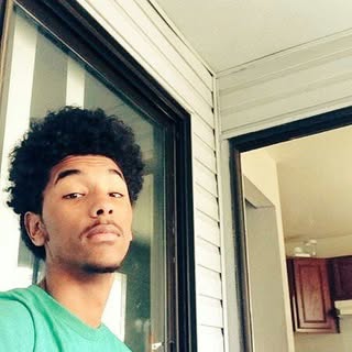 Profile Picture of John (@johnpearson_) on Instagram