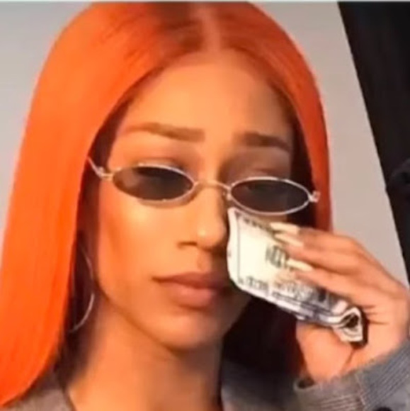 Profile Picture of Christopher Bickley (@cbickley681) on Poshmark