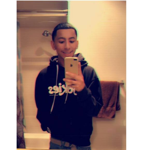 Profile Picture of Fabian Andrade (@fabian2310) on Poshmark