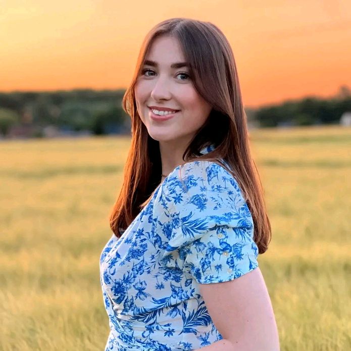 Profile Picture of Marie Smeets 🍟 (@schmeetts) on Tiktok