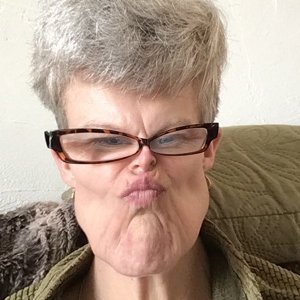 Profile Picture of Barbara Houghton (@Barbarahought14) on Twitter