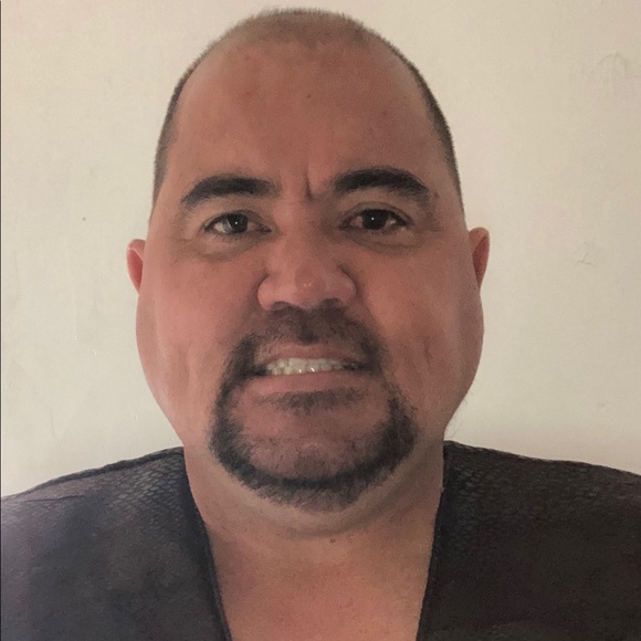 Profile Picture of David Rose (@bigredrose29) on Poshmark