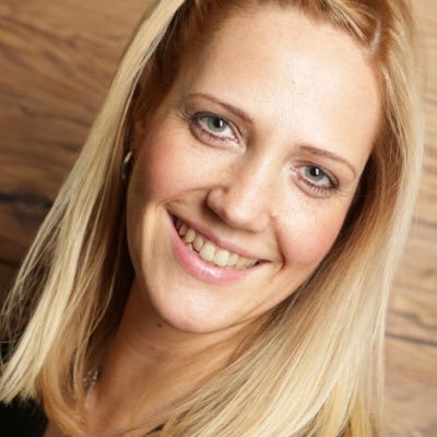 Profile Picture of Julia Bartscherer (@rebecka710) on Twitter