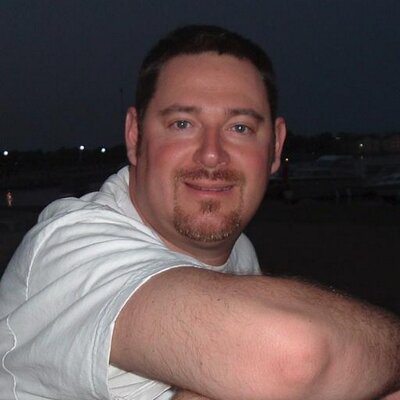 Profile Picture of Robert D Martel (@Maxx375) on Twitter