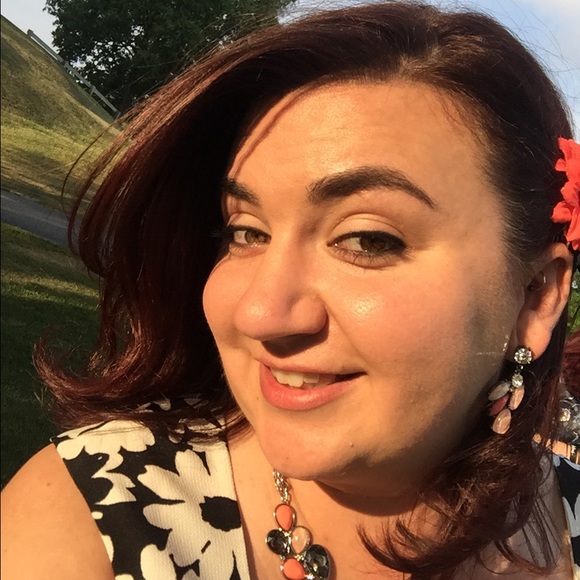 Profile Picture of Jessica Randolph (@jran09) on Poshmark