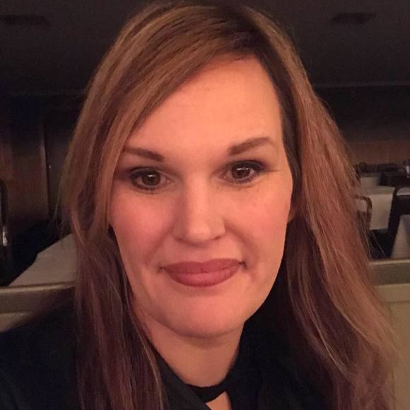 Profile Picture of Brandy Walder (@walder78) on Poshmark