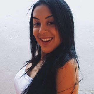 Profile Picture of Mariana Hakim (@mariana.elias.520) on Facebook
