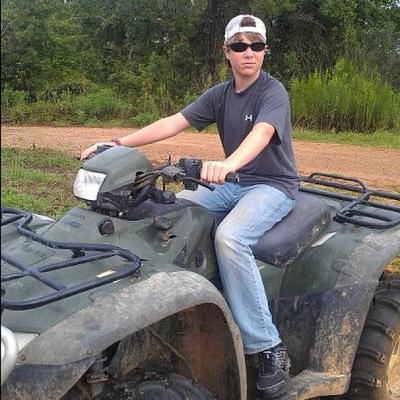 Profile Picture of Kent Olson (@anchoredavia54) on Twitter