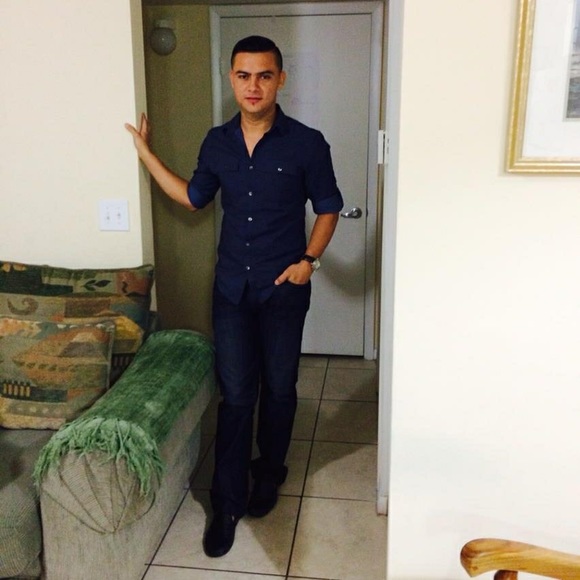 Profile Picture of Arlex Chirinos (@yassir16) on Poshmark