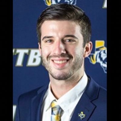 Profile Picture of Kris Perry (@kriscp_) on Twitter