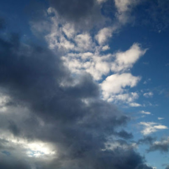 Profile Picture of Liza Meliouh (@lizameliouh97) on Poshmark