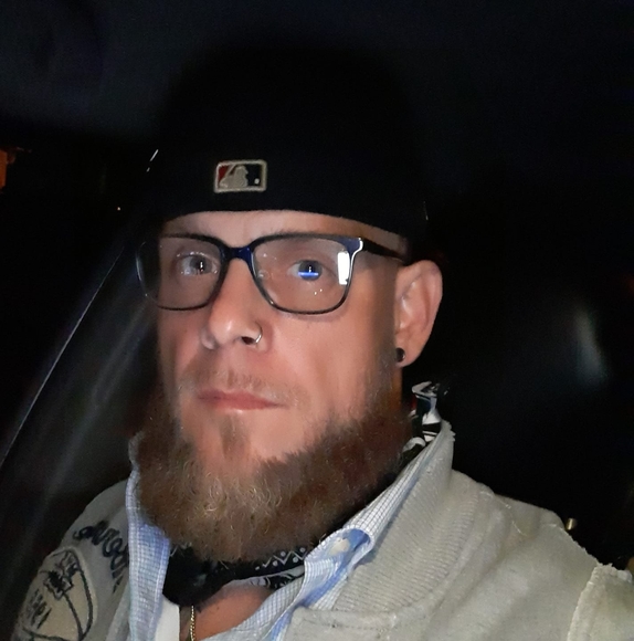 Profile Picture of Joshua Overstreet (@shelldaddyo) on Poshmark