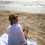 Profile Picture of Karen Broderick Sharpe (@kbsharpe1) on Instagram