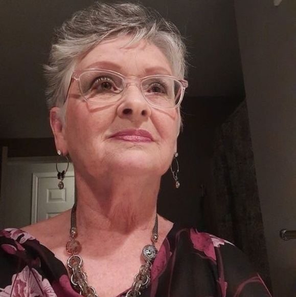 Marcella Newell - Poshmark Profile Picture of Marcella Newell (@mgnewell1234) on Poshmark