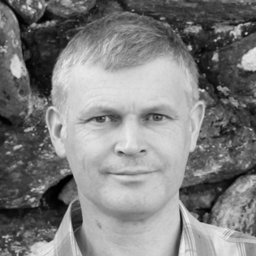 Profile Picture of John Cromie (@fhuiseog) on Twitter