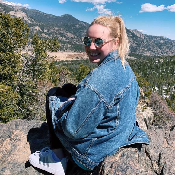 Profile Picture of Caroline Haase (@carolhaase) on Poshmark