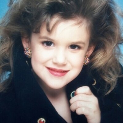 Profile Picture of April Riggs (@Wykiemama) on Twitter