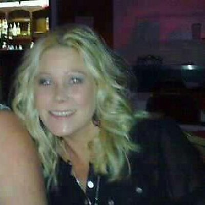 Profile Picture of Amanda Roche (@amandaroche44) on Twitter
